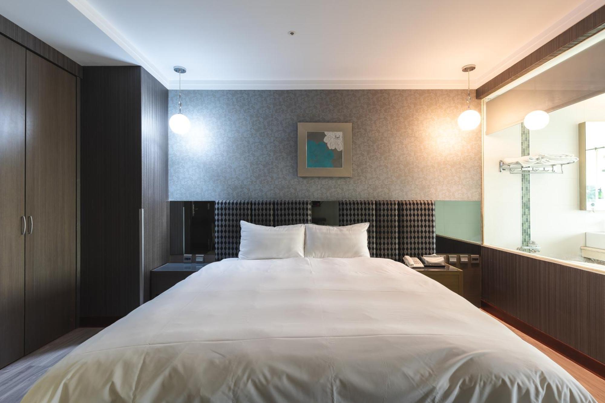 Shianghu Boutique Hotel Чиай Сити Екстериор снимка